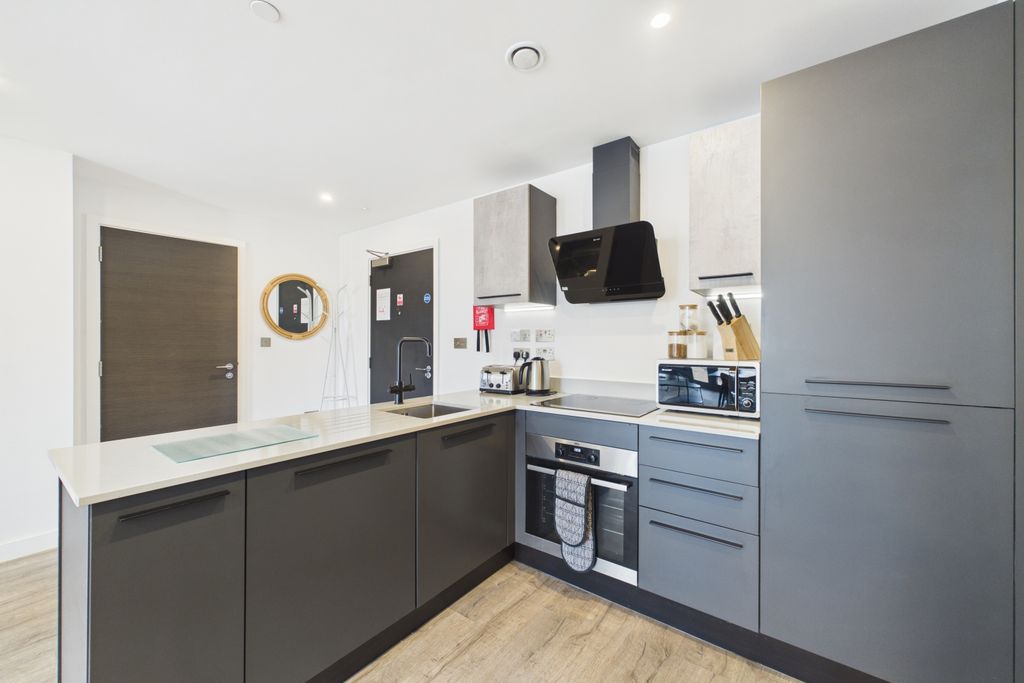 Additional image 4 of 2 bed flat for saleCity Gate, Eboracum Way, York, North Yorkshire YO31