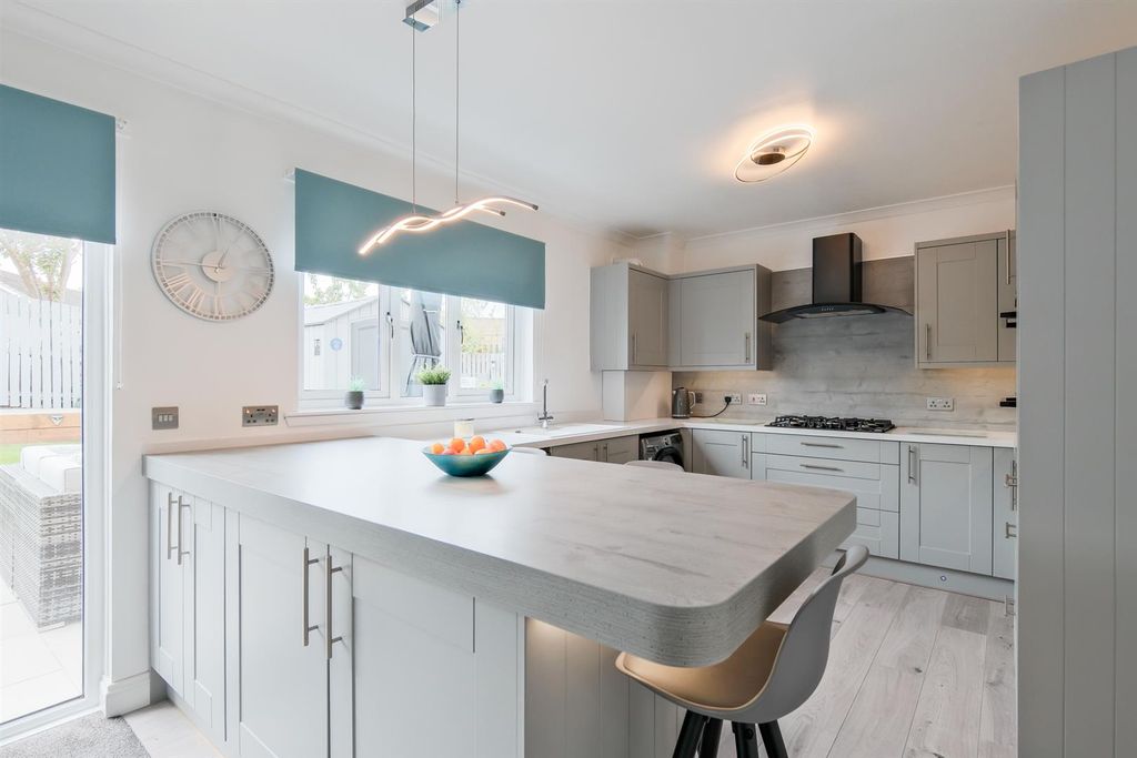 Additional image 5 of 3 bed semi-detached house for saleRoman Road, Motherwell ML1