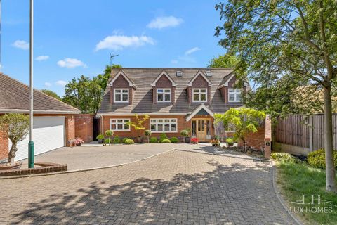Westmoreland Avenue, Hornchurch RM11