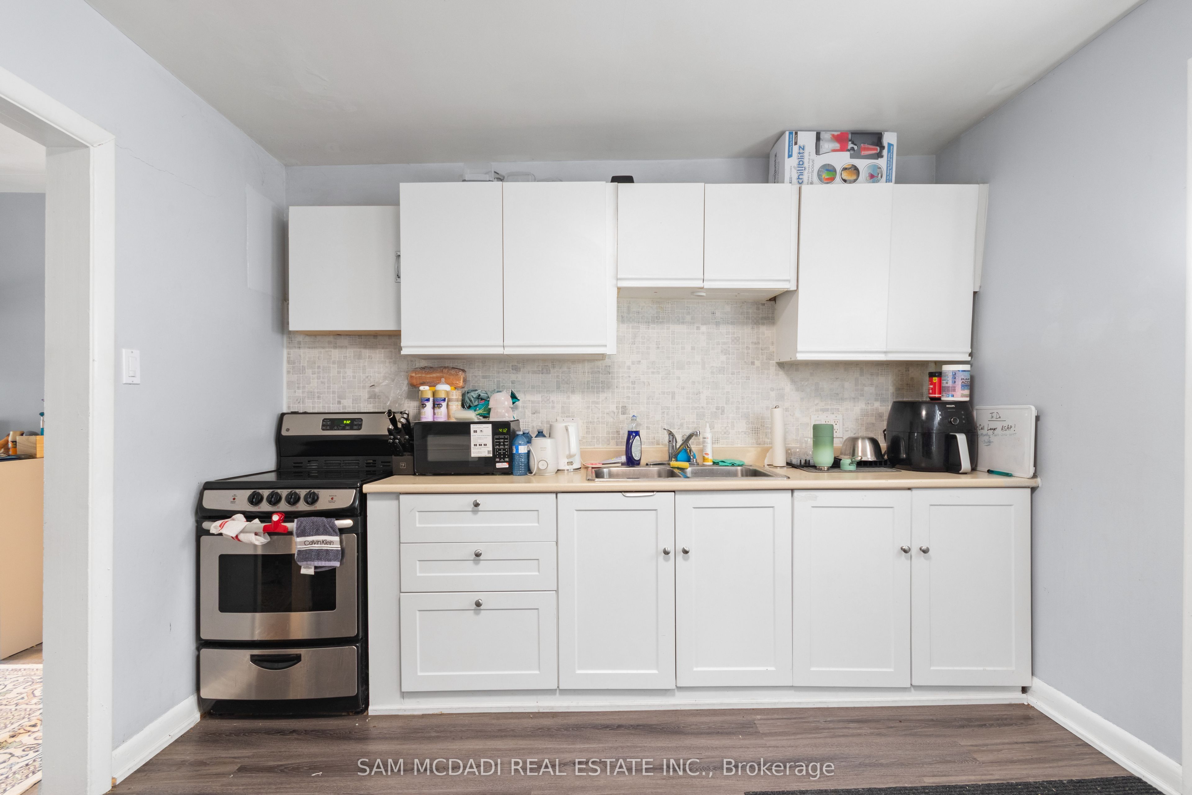 Additional image 3 of 2430 - 2432 First Street, Burlington, ON, L7R 1C6