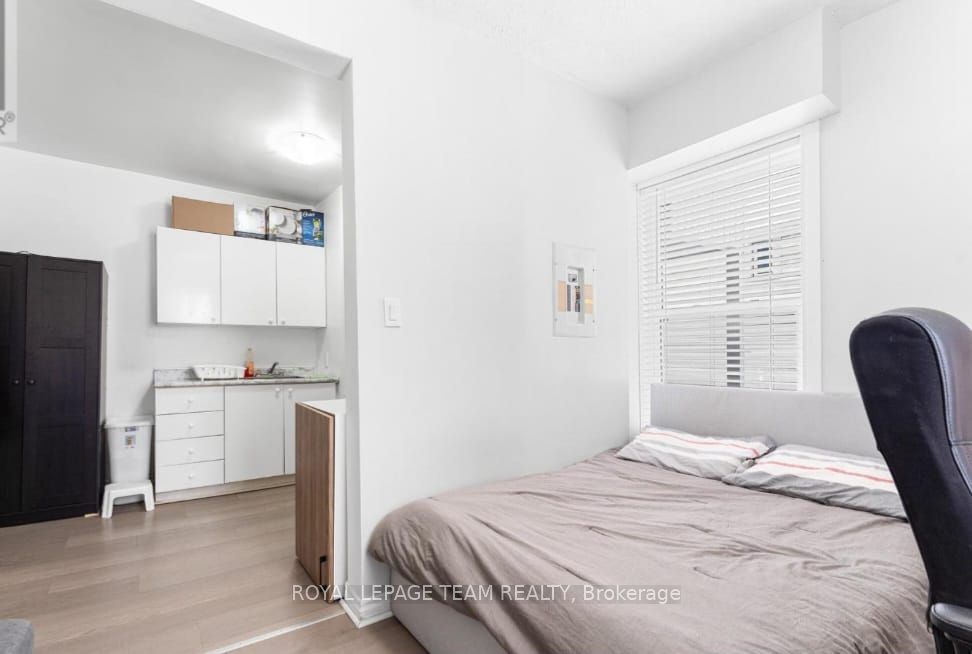 Additional image 5 of 2-4 Eccles Street, Ottawa, ON, K1R 6S2