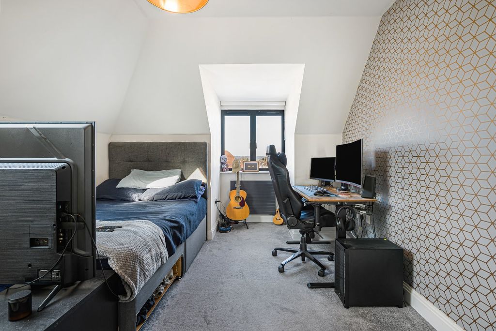 Additional image 22 of 2 bed flat for saleBrampton Road, Bexleyheath DA7