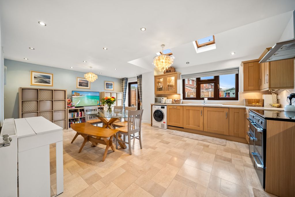Additional image 7 of 4 bed semi-detached house for saleBlithfield Drive, Brierley Hill DY5