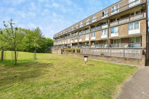 Hulverston Close, Sutton SM2