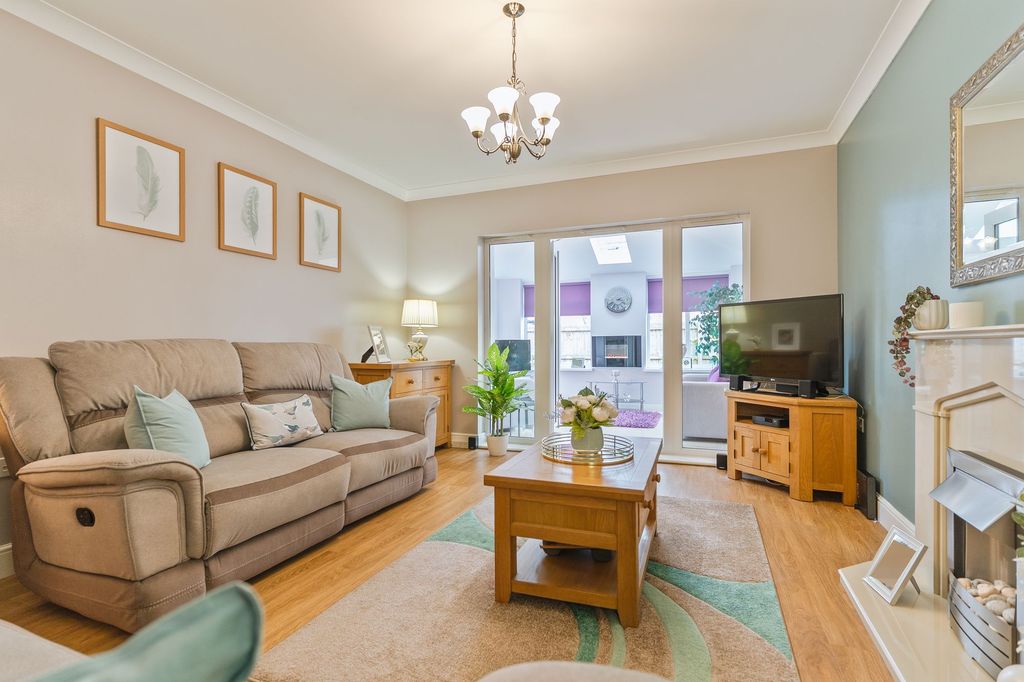 Additional image 3 of 4 bed detached house for saleBridling Crescent, Newport NP19
