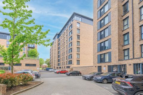 Apartment 25, Rosevelt Apartments, 1 Lexington Garden, Birmingham B15