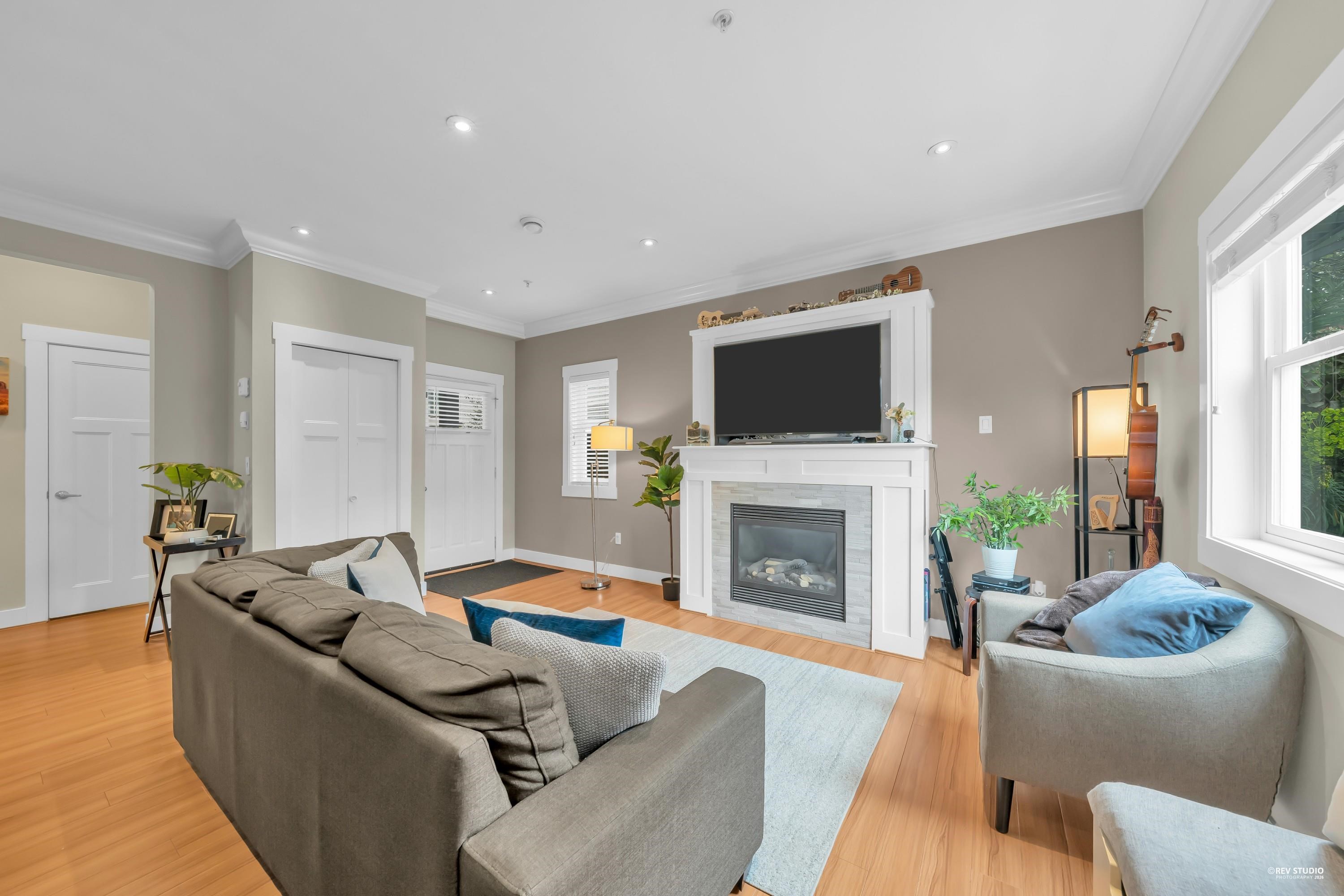 Additional image 3 of 723 12th Avenue E, Vancouver, BC, V5T 2J1