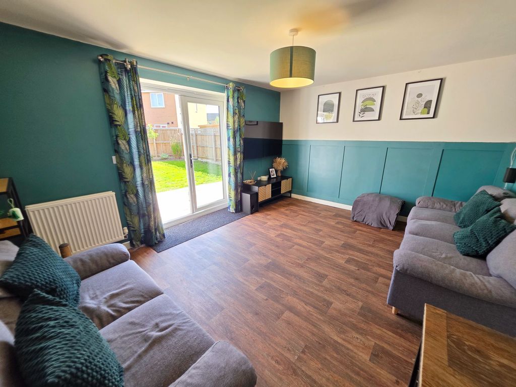 Additional image 4 of 3 bed semi-detached house for saleBlossom Crescent, Balby DN4
