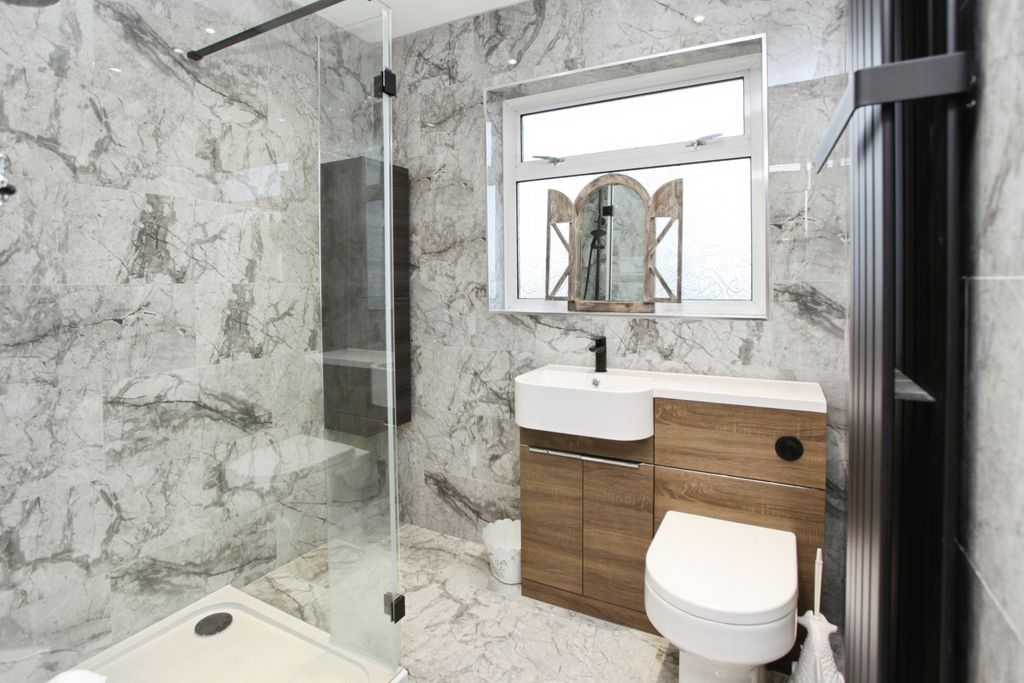 Additional image 3 of 3 bed semi-detached house for salePenylan Close, Newport NP10
