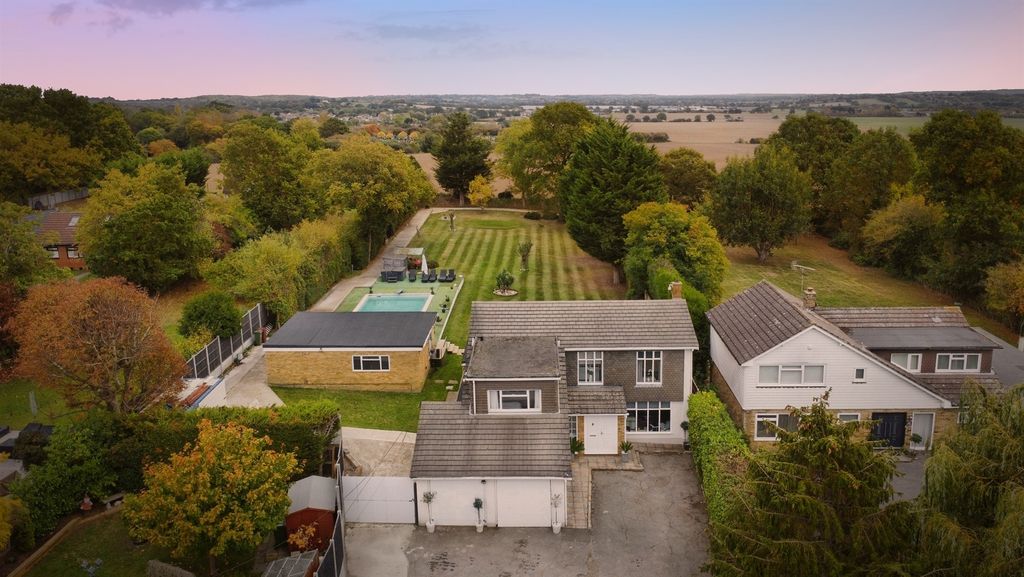Additional image 3 of 4 bed detached house for saleNoak Hill Road, Billericay CM12