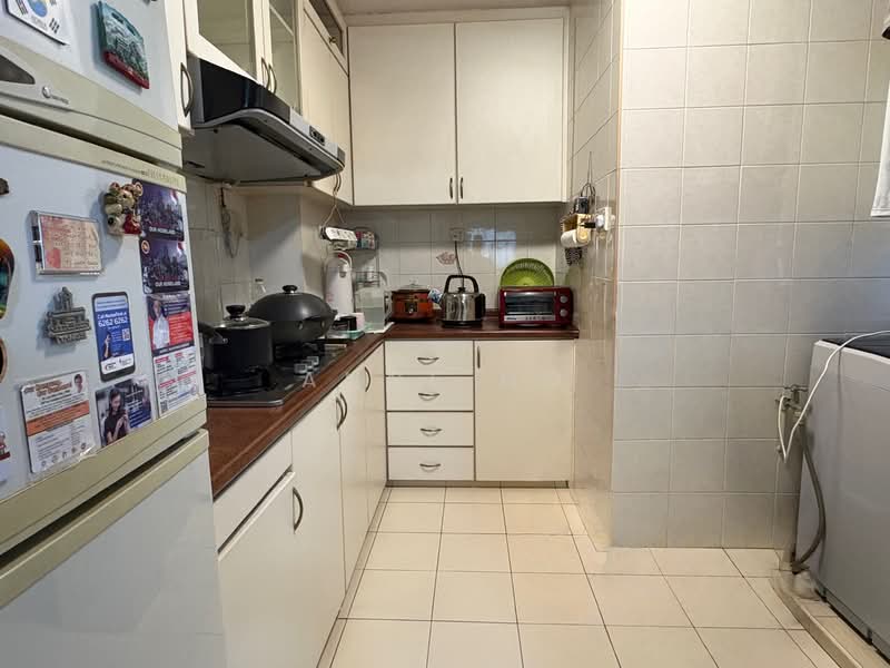 359A Admiralty Drive photo 3