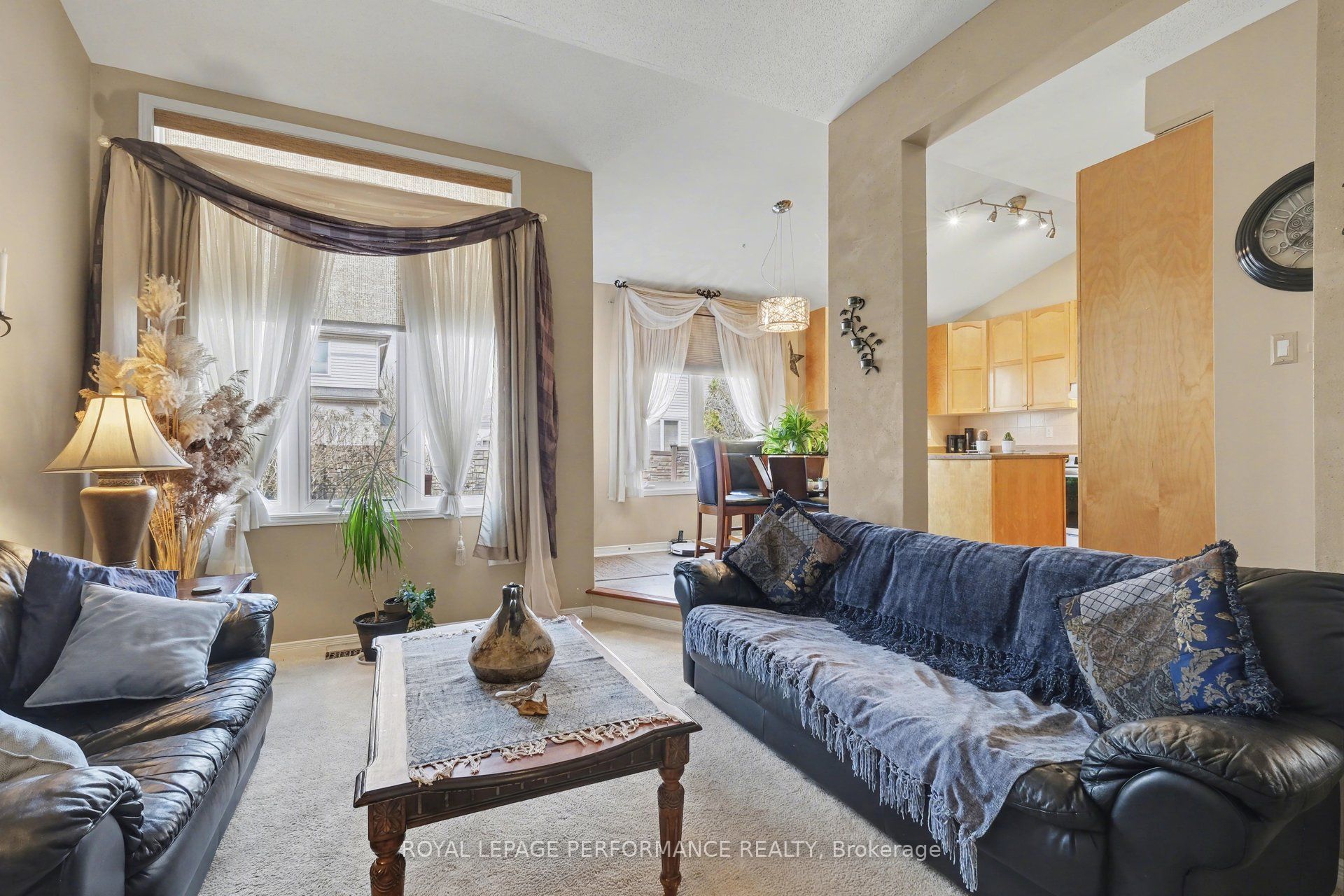 Additional image 6 of 2202 Clendenan Crescent, Ottawa, ON, K4A 4S8