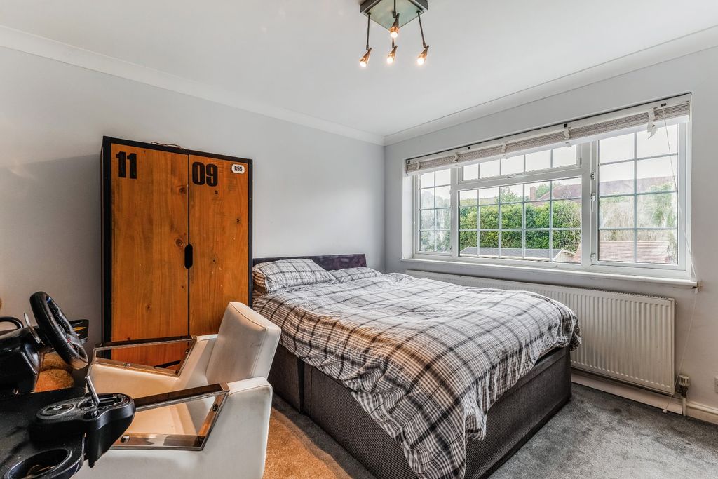 Additional image 14 of 7 bed detached house for saleBaas Hill Close, Broxbourne, Hertfordshire EN10
