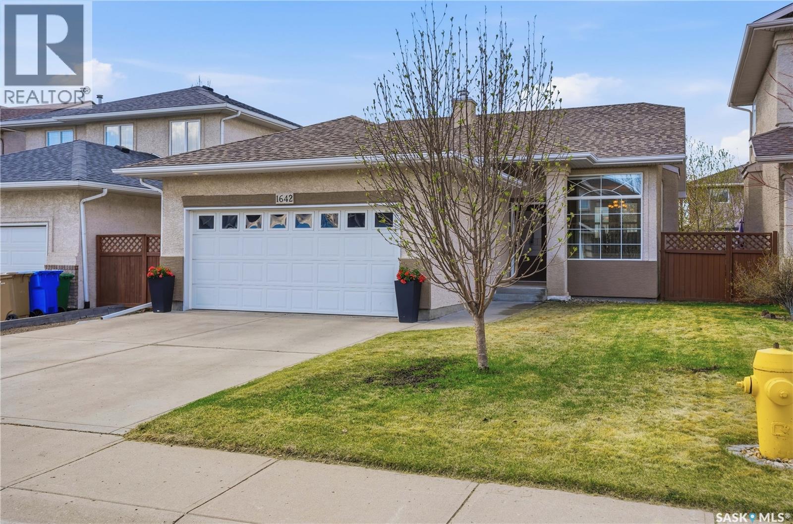 1642 Wingert DRIVE