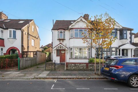 Fleetwood Road, Willesden NW10