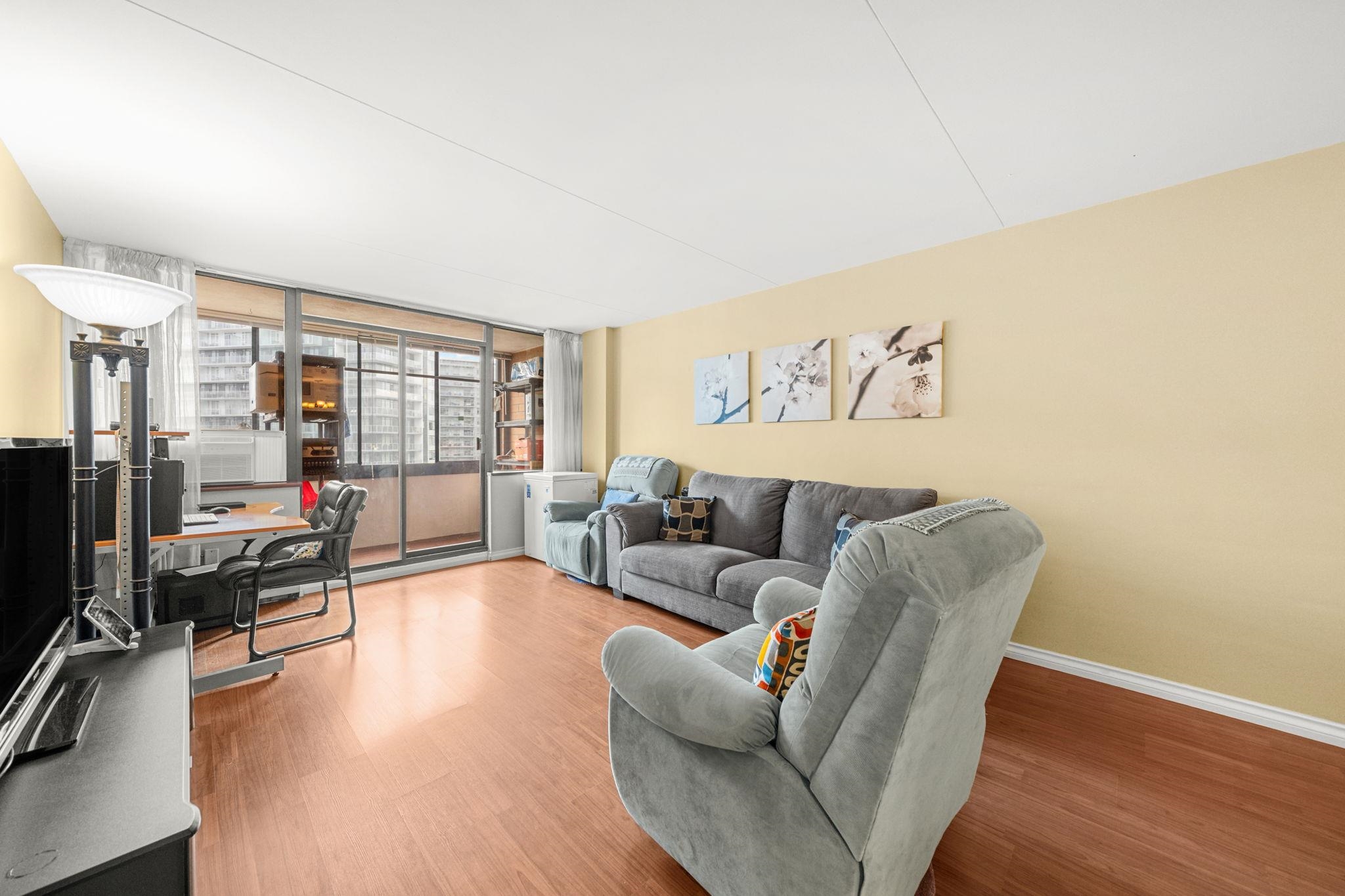 Additional image 3 of 802-6651 Minoru Boulevard, Richmond, BC, V6Y 1Z2