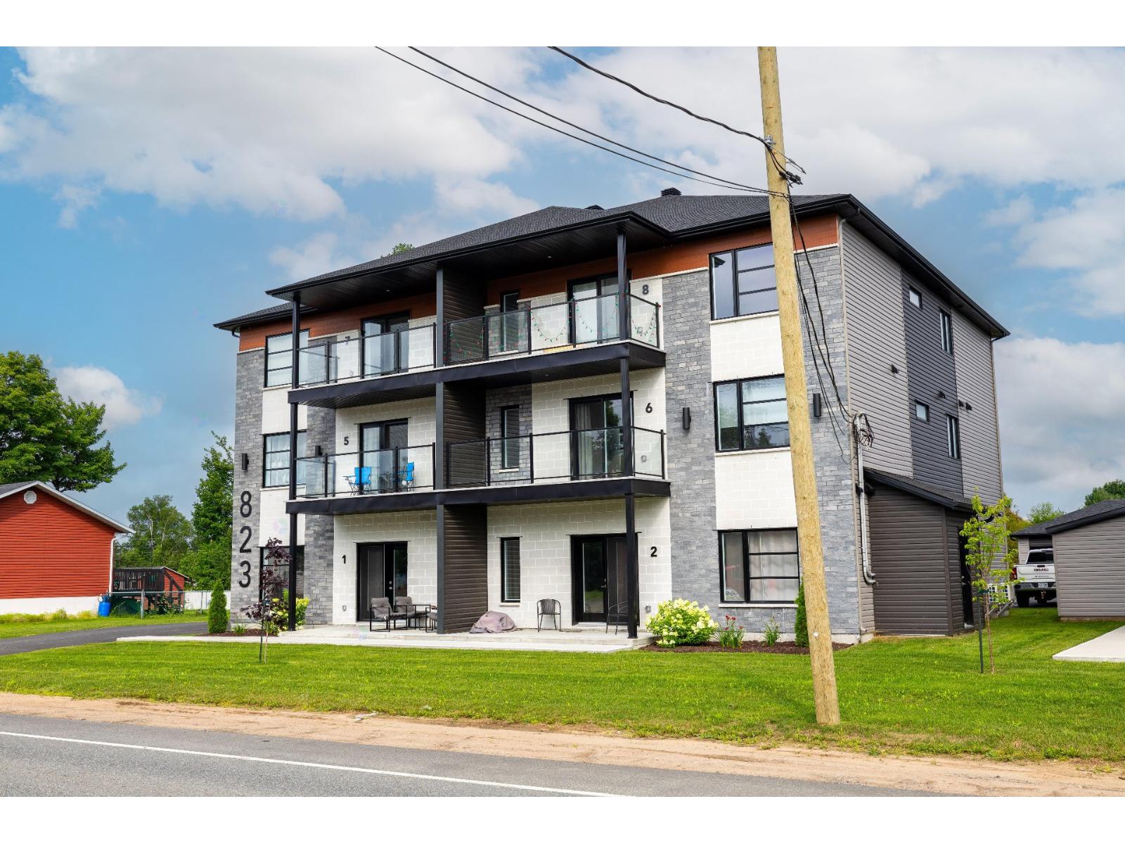 831 Av. de St-Georges