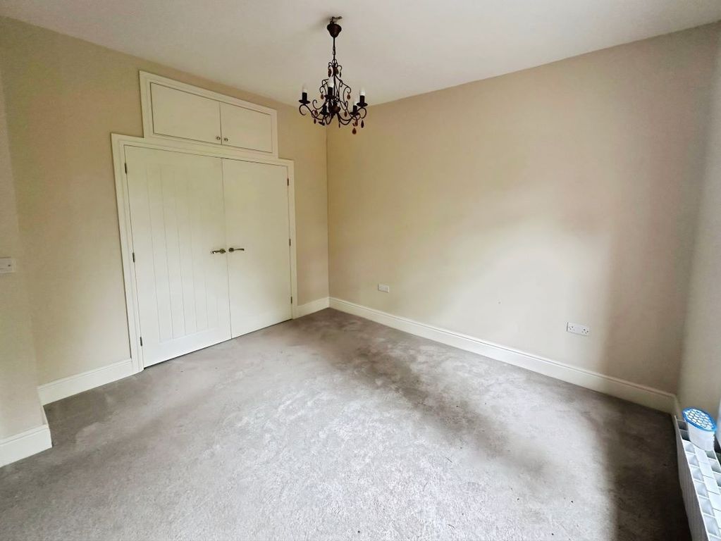 Additional image 7 of 4 bed flat for saleMorda Road, Oswestry SY11