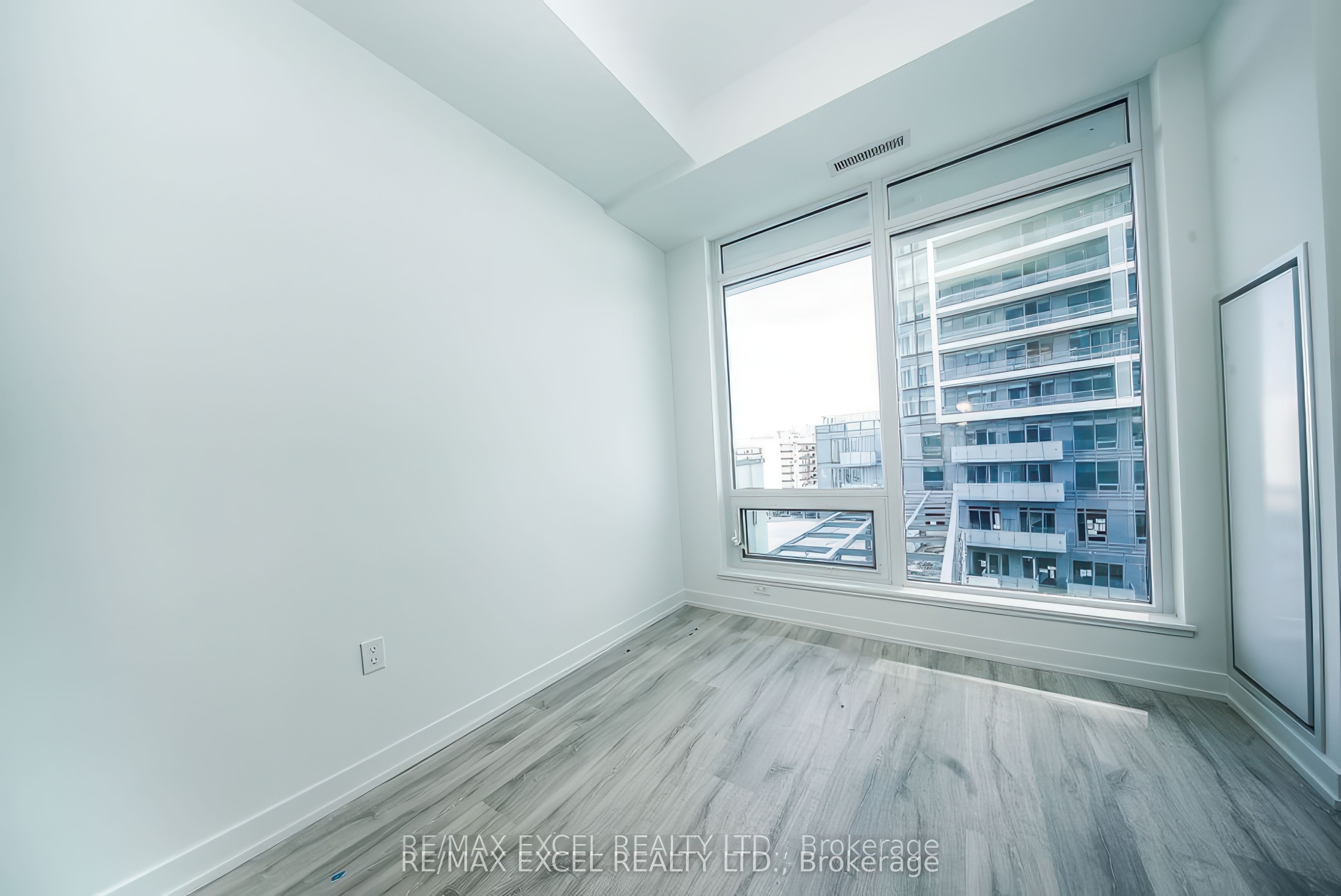 Additional image 6 of S1101-8 Olympic Garden Drive, Toronto, ON, M2M 0B9