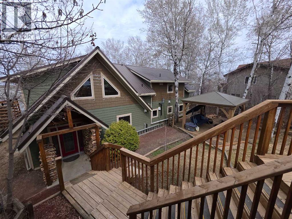 24 Hill Avenue