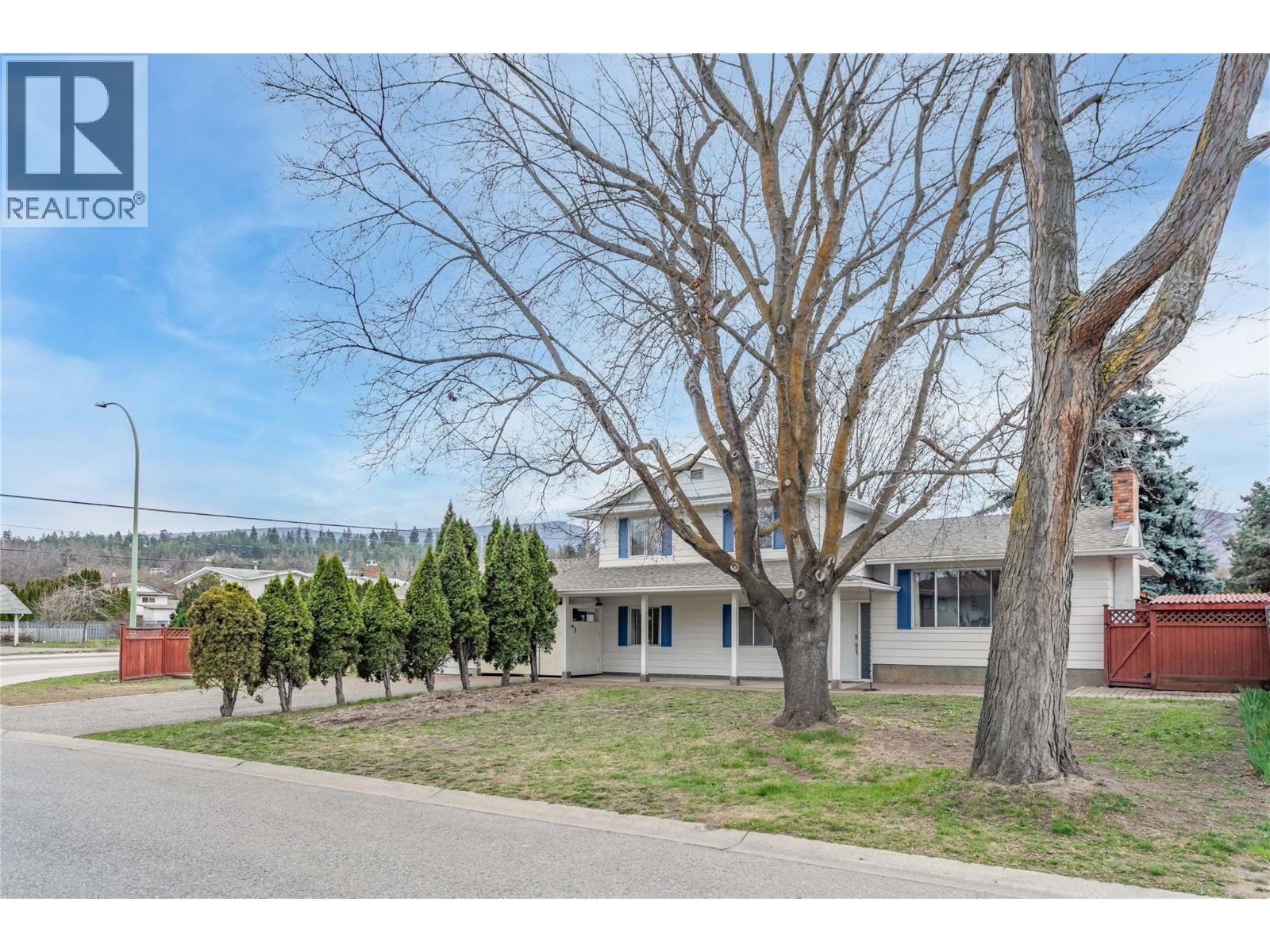 Additional image 4 of 693 Paret Place, Kelowna, BC, V1W2K6