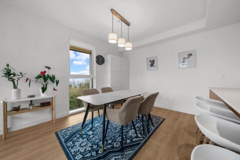 Additional image 8 of 305-9580 Tower Road, Burnaby, BC, V5A 0G5