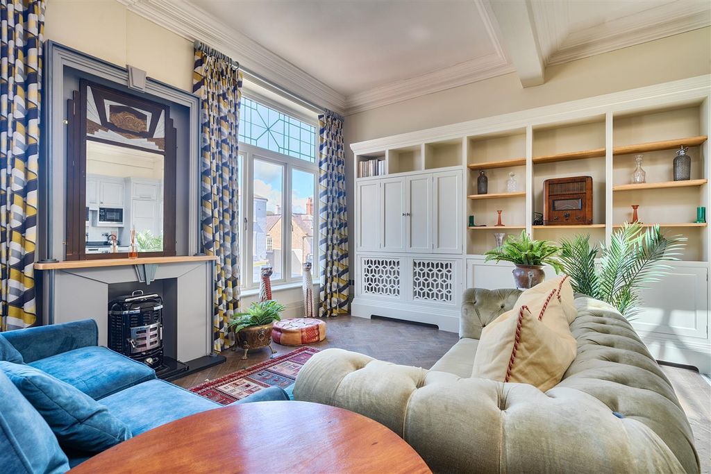 Additional image 2 of 2 bed flat for saleSouth Street, Bridport DT6