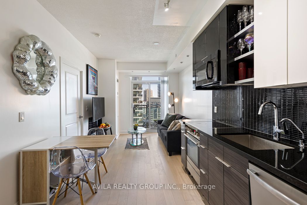Additional image 3 of 1707-33 Shore Breeze Drive S, Toronto, ON, M8V 0G1
