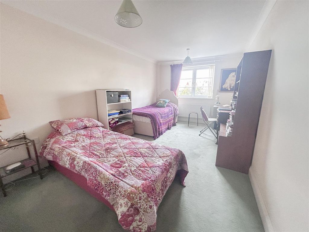 Additional image 6 of 2 bed flat for saleBedford Avenue, Bexhill-On-Sea TN40