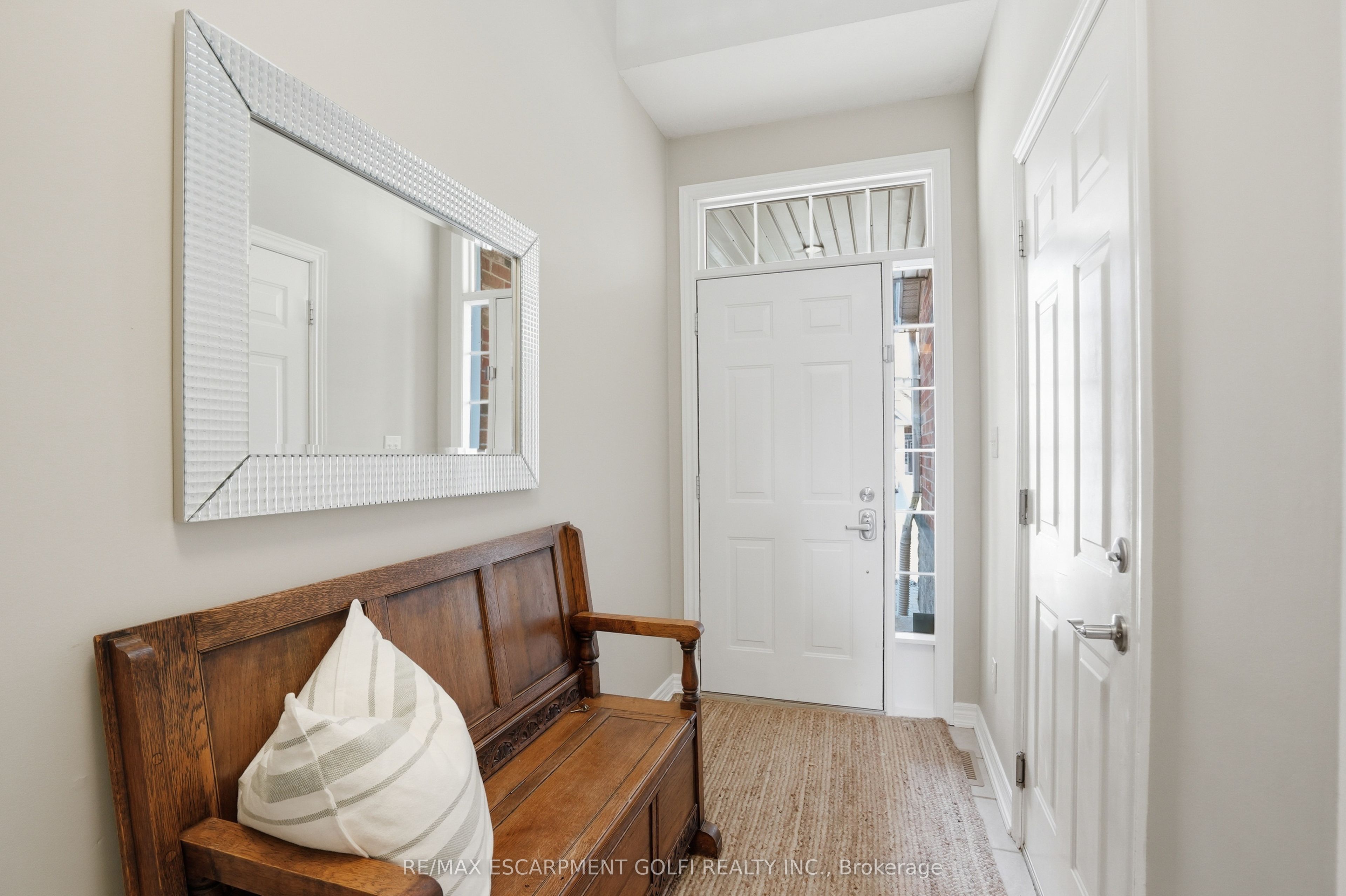Additional image 3 of 52 Sunnycroft Court, Hamilton, ON, L8B 0L3