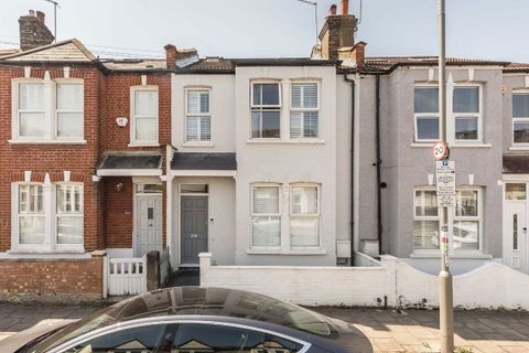 Pevensey Road, Tooting SW17