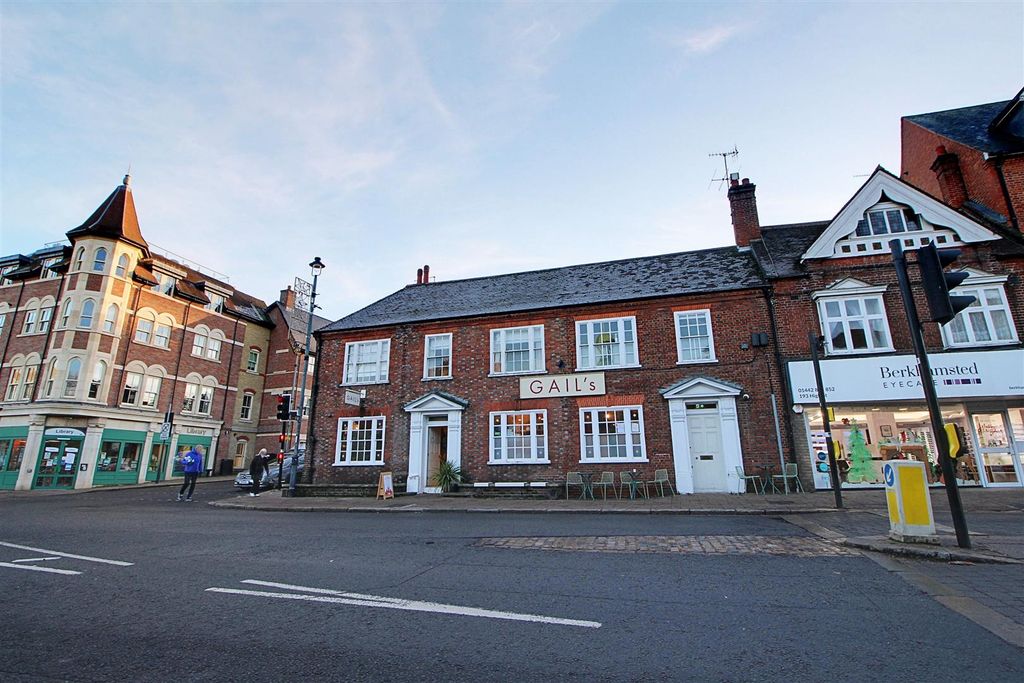 Additional image 18 of 1 bed flat for saleHigh Street, Berkhamsted HP4