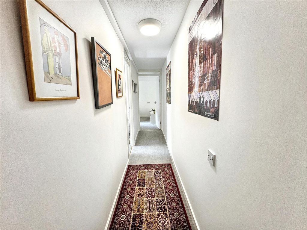 Additional image 8 of 2 bed flat for saleCwrt Pencraig, Newport NP20