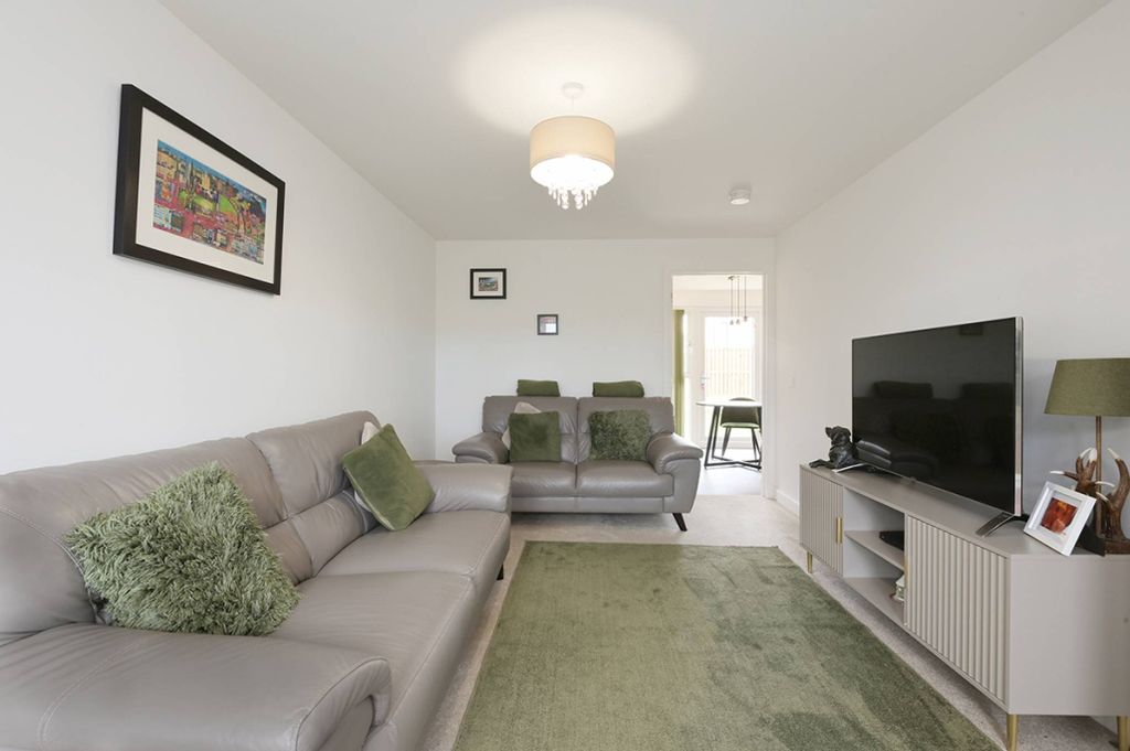 Additional image 3 of 4 bed detached house for saleBrocken Brigg Parkway, Gilmerton, Edinburgh EH17