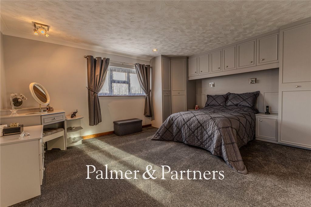 Additional image 12 of 5 bed detached house for salePost Office Road, Knodishall, Saxmundham, Suffolk IP17