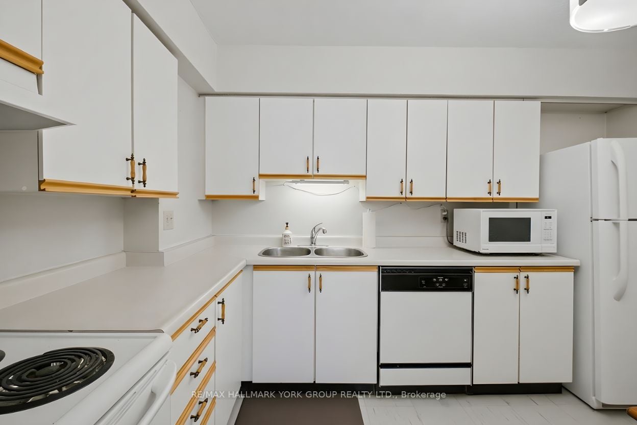 Additional image 4 of 604-250 Davis Drive, Newmarket, ON, L3Y 7T7