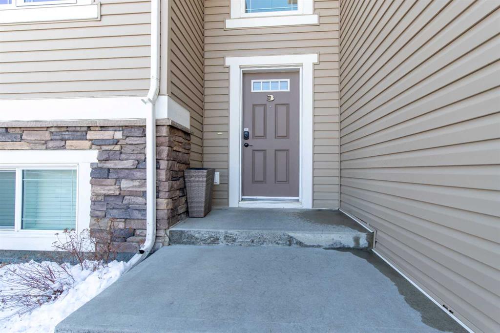 Additional image 2 of 3-213 Lettice Perry Road N, Lethbridge, AB, T1H 6Z3