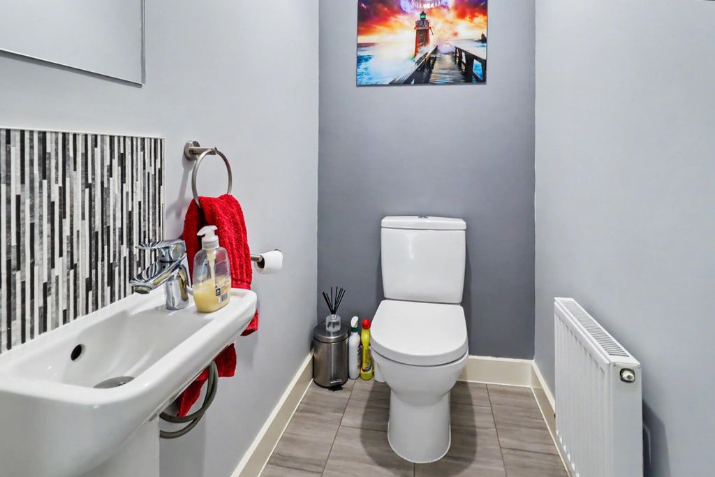 Additional image 10 of 4 bed detached house for saleSpring Avenue, Ashby-De-La-Zouch LE65