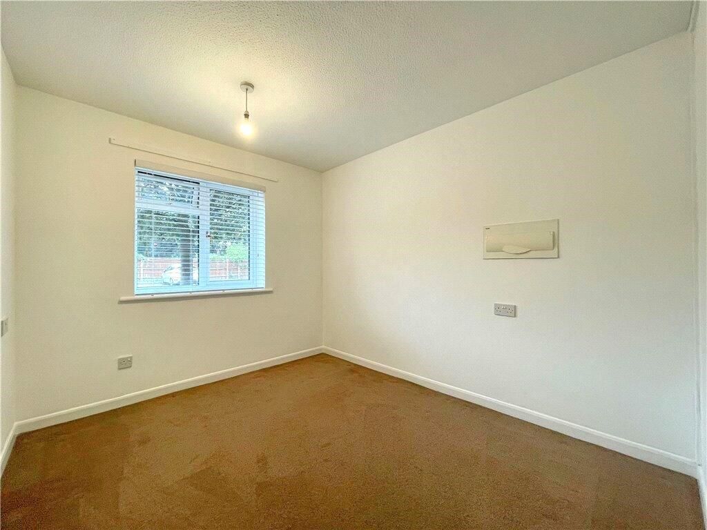 Additional image 4 of 2 bed flat for saleSt. Georges Road East, Aldershot GU12