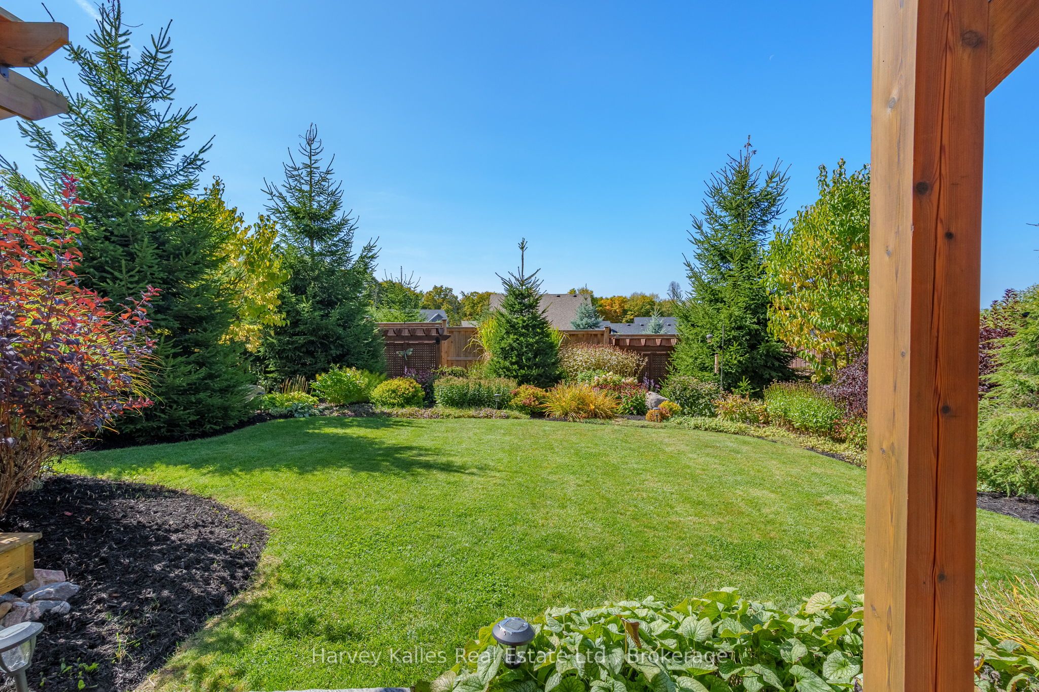 Additional image 2 of 5 Braeside Crescent, Huntsville, ON, P1H 0C5