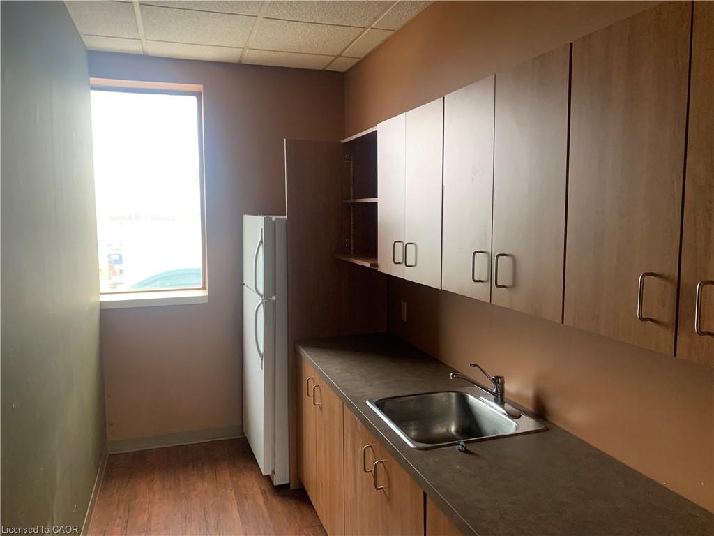 Additional image 6 of Upper Level-1401 Dundas Street, Woodstock, ON, N4S 7V9