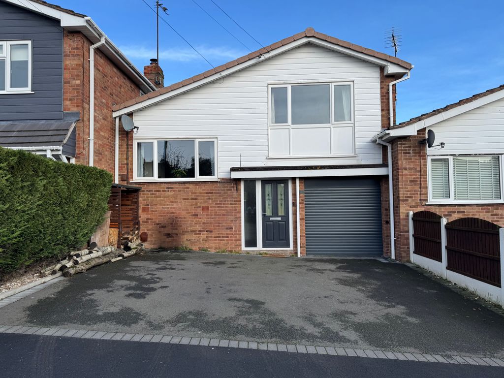 3 bed terraced house for saleEllesmere Drive, Bewdley DY12