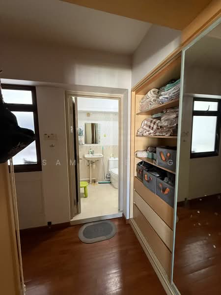 491 Admiralty Link photo 4