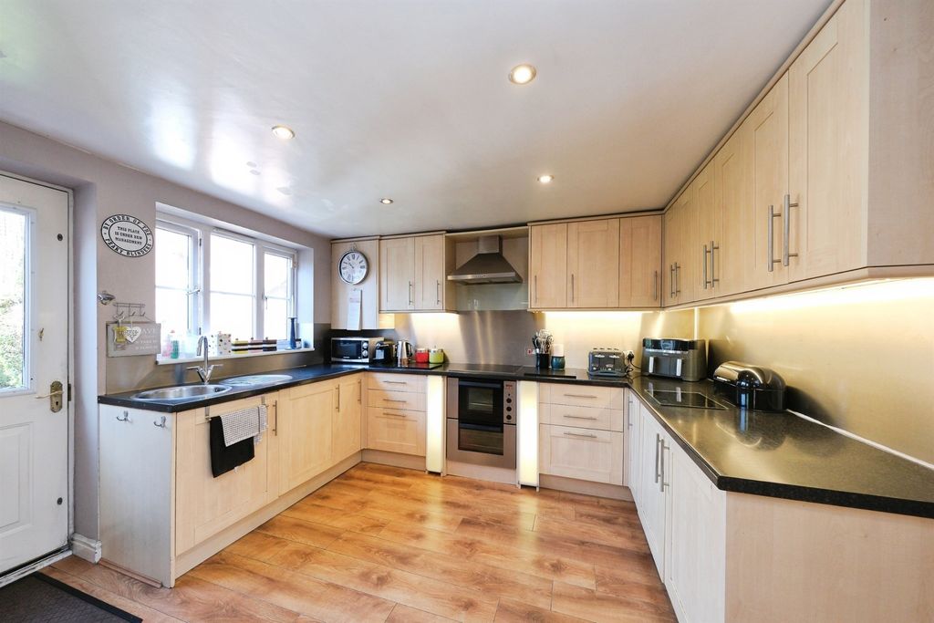 Additional image 6 of 4 bed detached house for saleOrton Way, Belper DE56