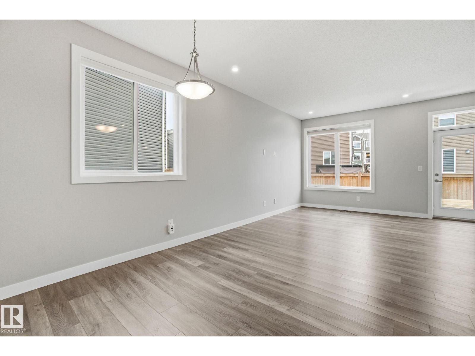 Additional image 4 of 1607 202 Street NW, Edmonton, AB, T6M1K6