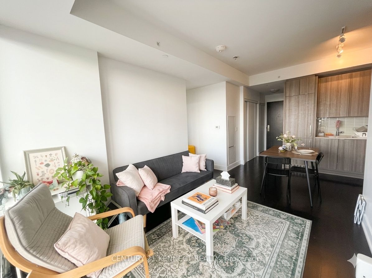 Additional image 4 of 1201-181 Bedford Road, Toronto, ON, M5R 0C2