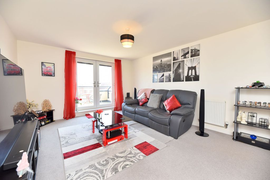 Additional image 3 of 2 bed flat for salePurcell Place, Biggleswade SG18