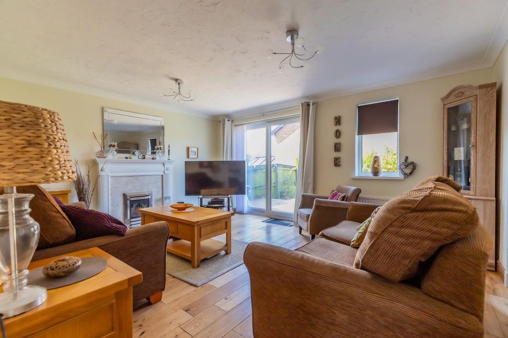 Additional image 8 of 4 bed detached house for saleHeol Hir, Thornhill, Cardiff CF14
