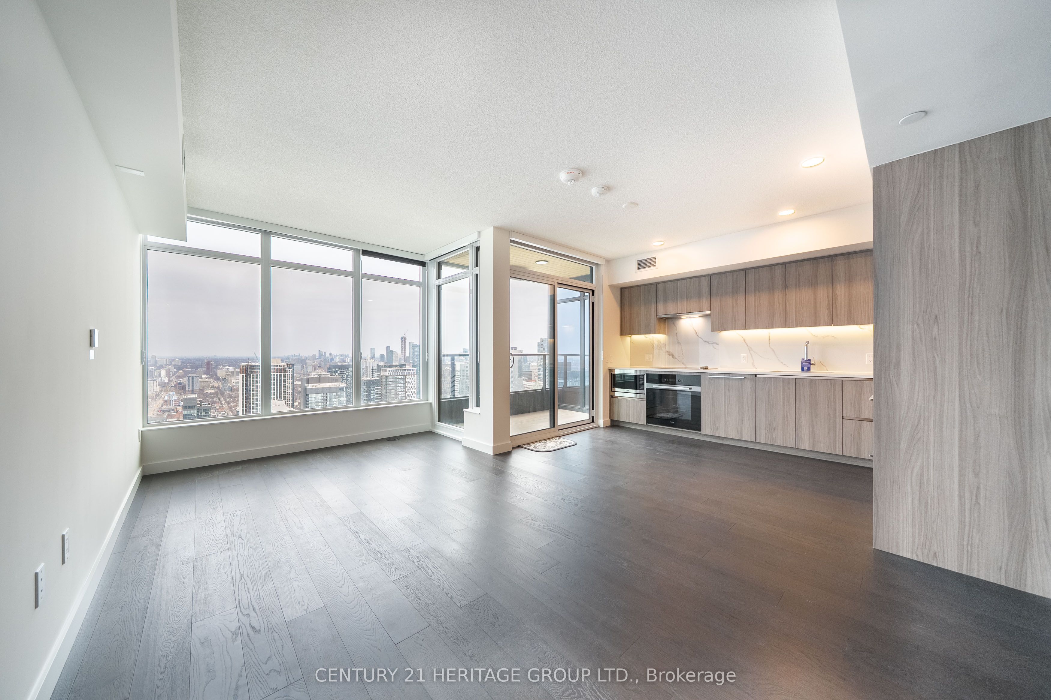 Additional image 3 of 6501-1 Concord Cityplace Way, Toronto, ON, M5V 0X3