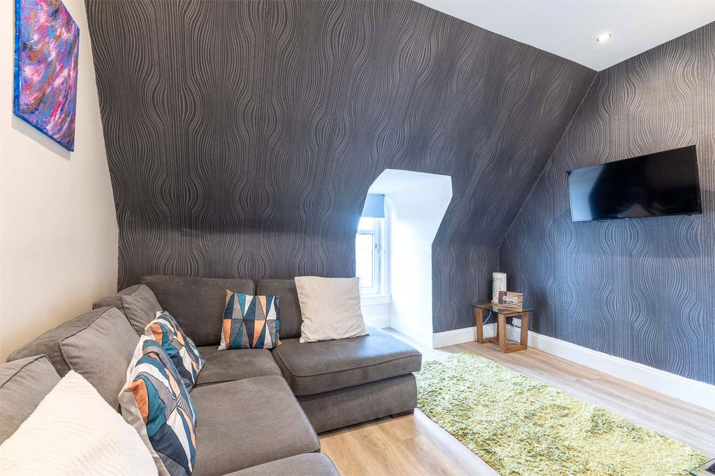 Additional image 3 of 2 bed flat for saleFlat 3, Comrie Street, Crieff, Perth And Kinross PH7